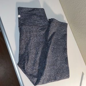 Lululemon cropped leggings